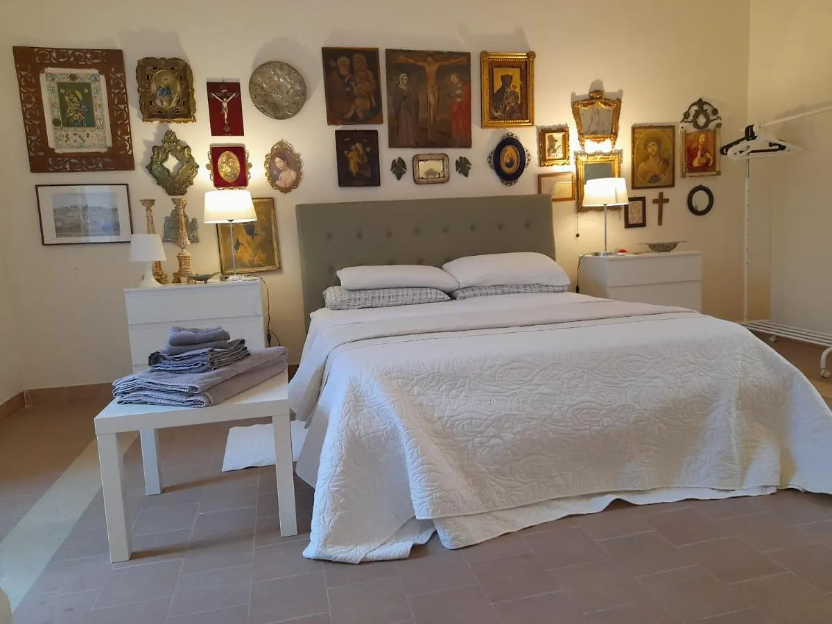 Ortigia Family House 0*, Syracuse Italy