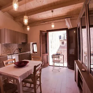  Apartment Aura Ortigia