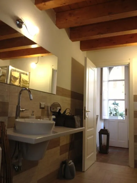 Ortigia Family House Apartment